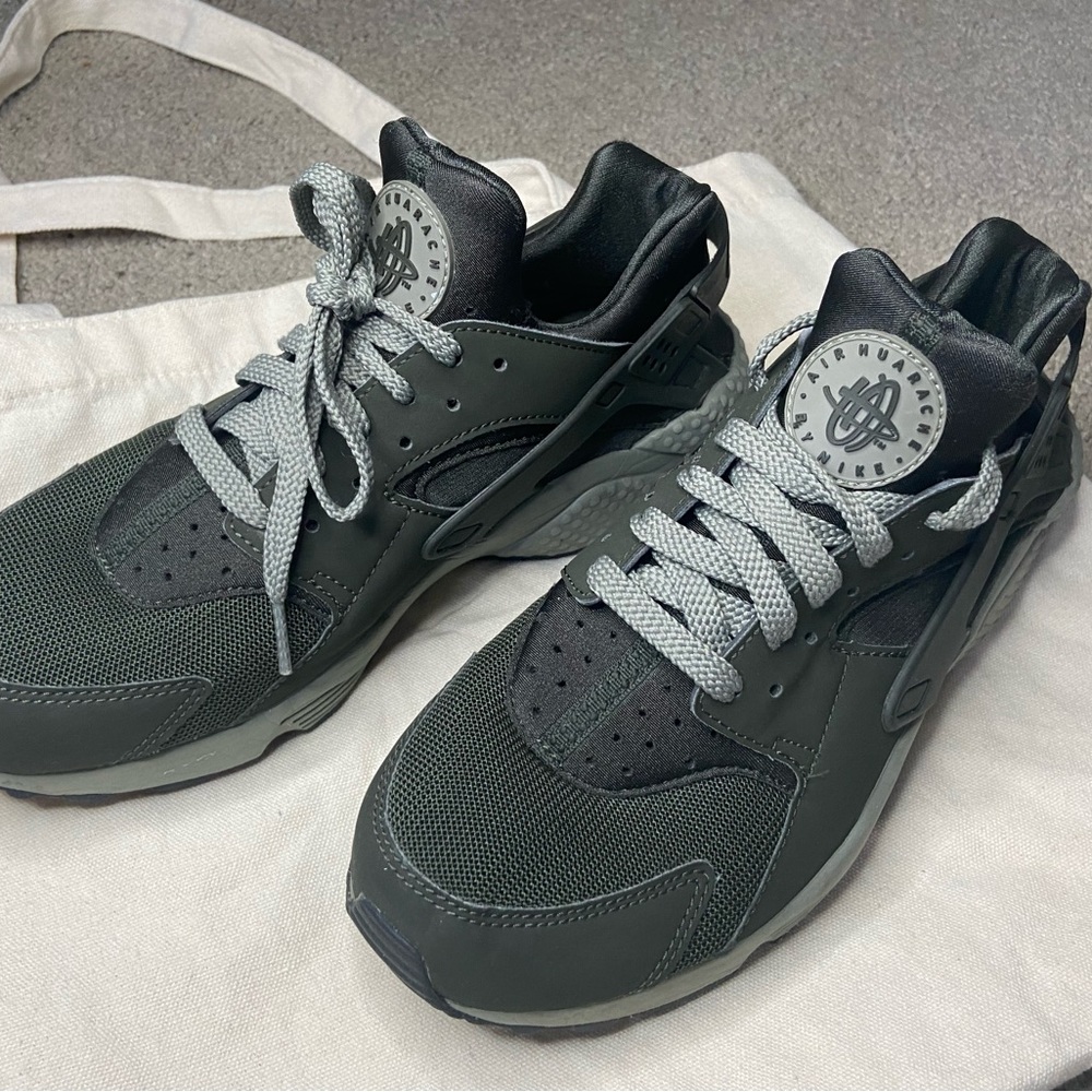 Green Huaraches